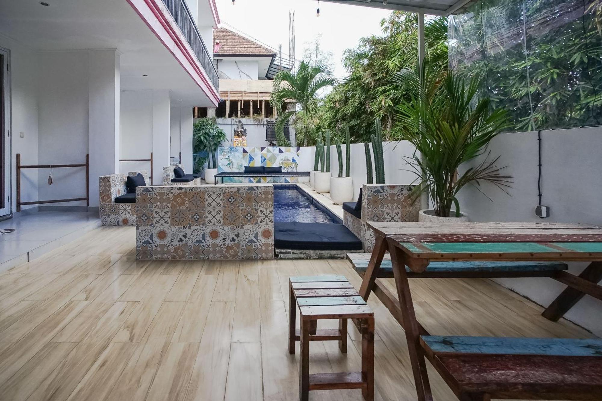 Margarita Surf Hostel Canggu Exterior foto